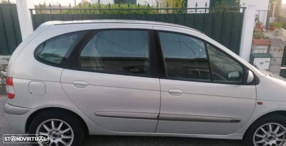 Renault Scénic 1.9 dTi - 2