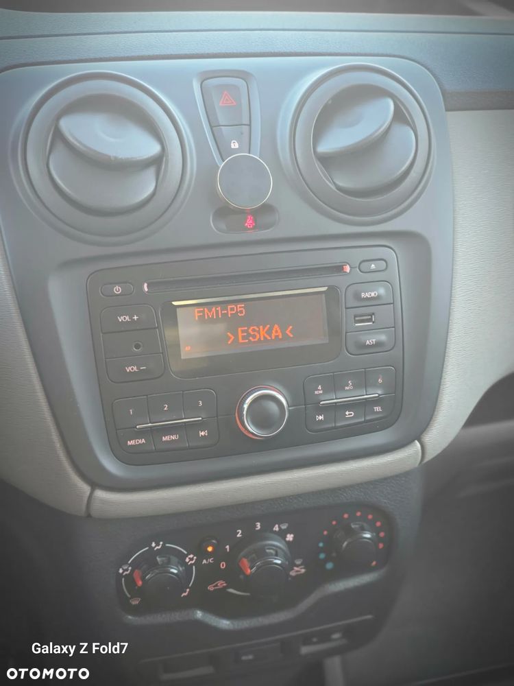 Dacia Dokker - 11