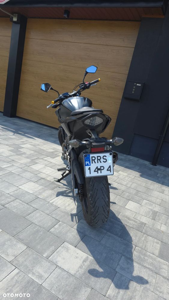 Honda CB - 4