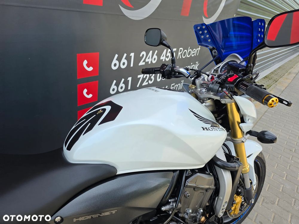 Honda Hornet - 22