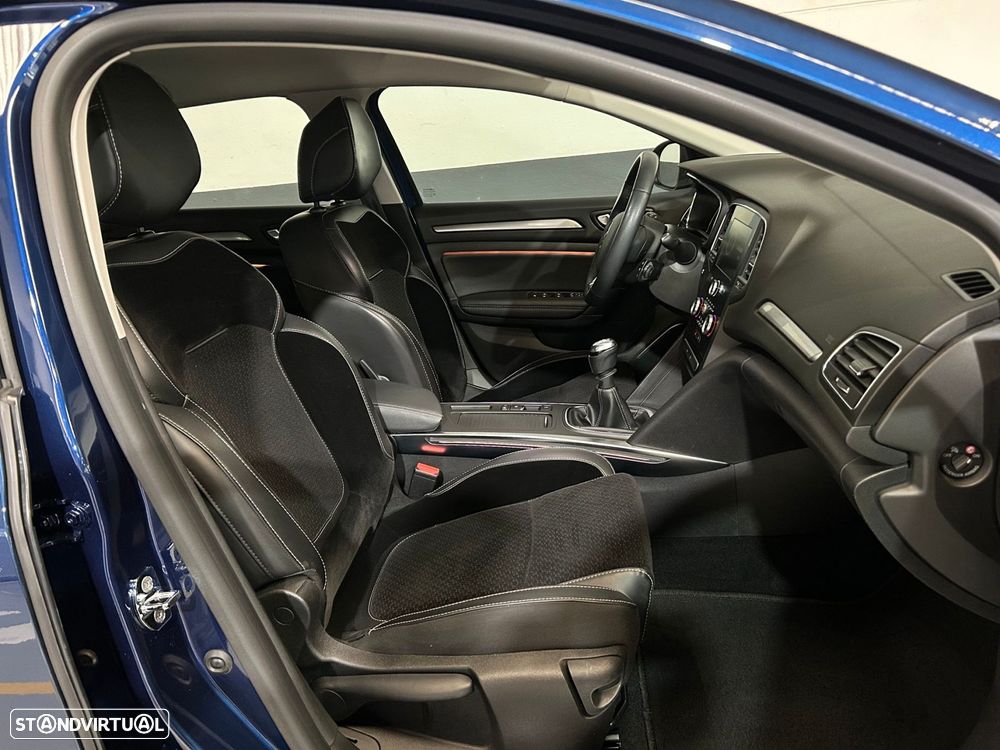 Renault Mégane Sport Tourer 1.5 dCi Intens - 19