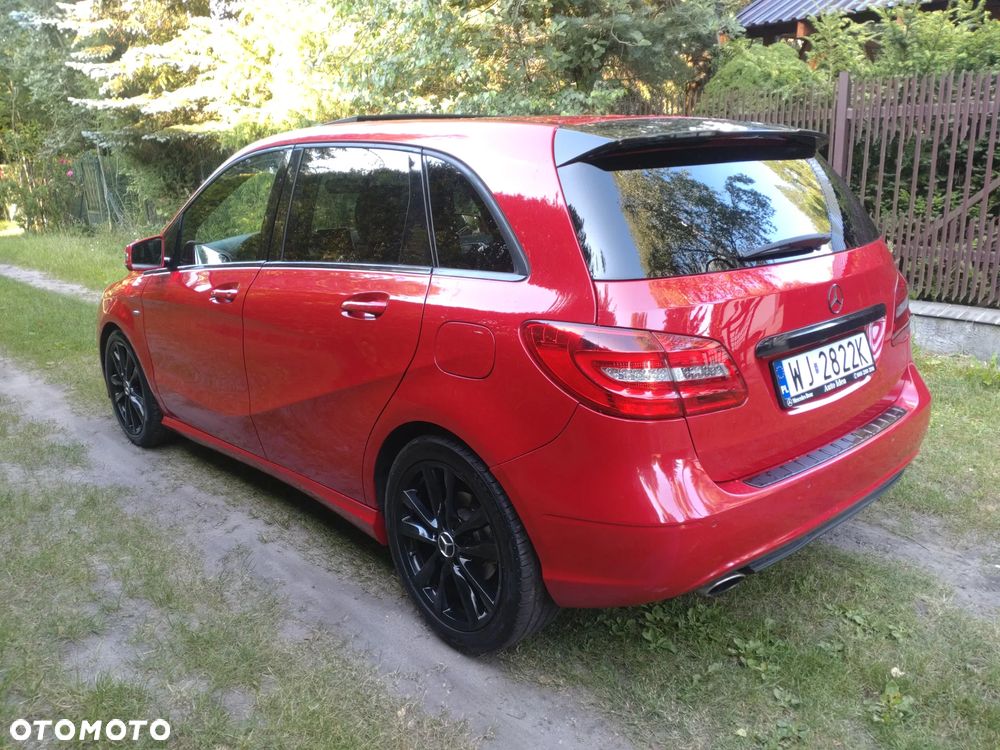 Mercedes-Benz Klasa B 180 CDI (BlueEFFICIENCY) - 8
