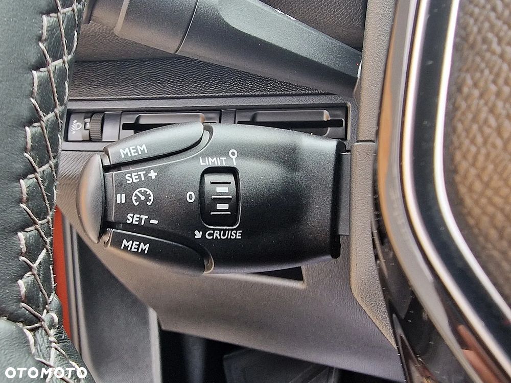 Peugeot 3008 PureTech 130 Stop & Start GPF Active - 20