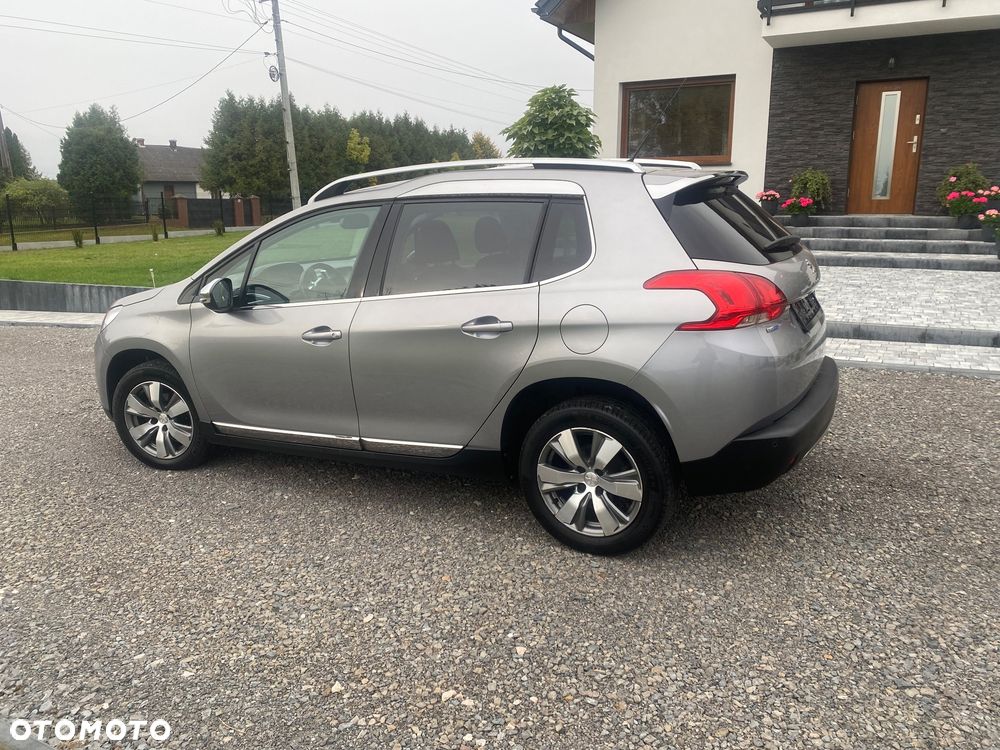Peugeot 2008 1.6 BlueHDi Allure S&S - 8