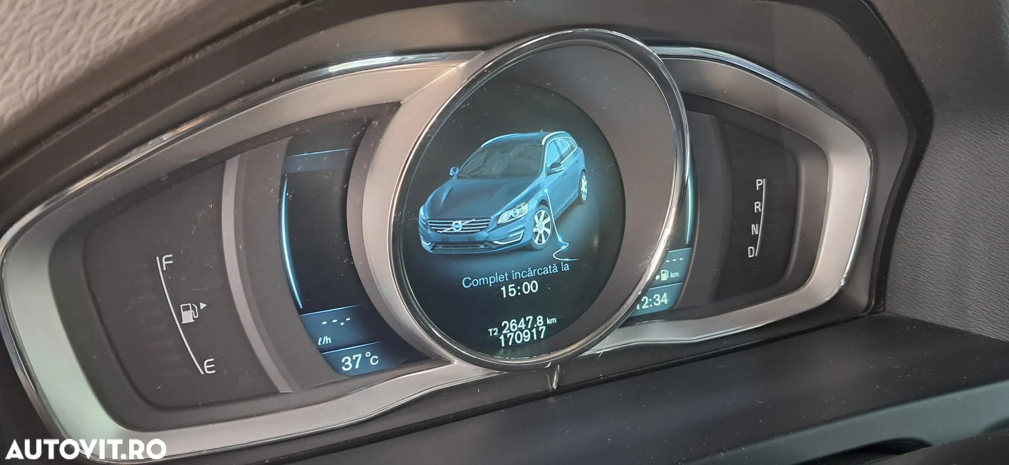 Volvo V60 D6 Plug-In-Hybrid AWD Geartronic Summum - 2