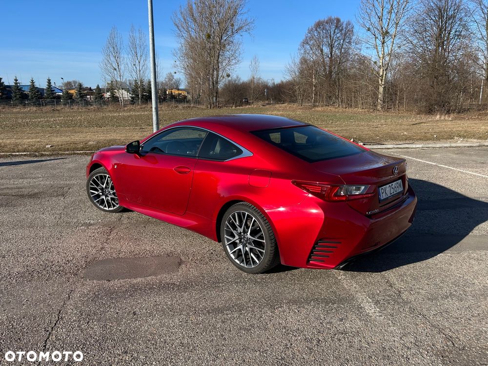 Lexus RC 200t / 300 F Sport - 9