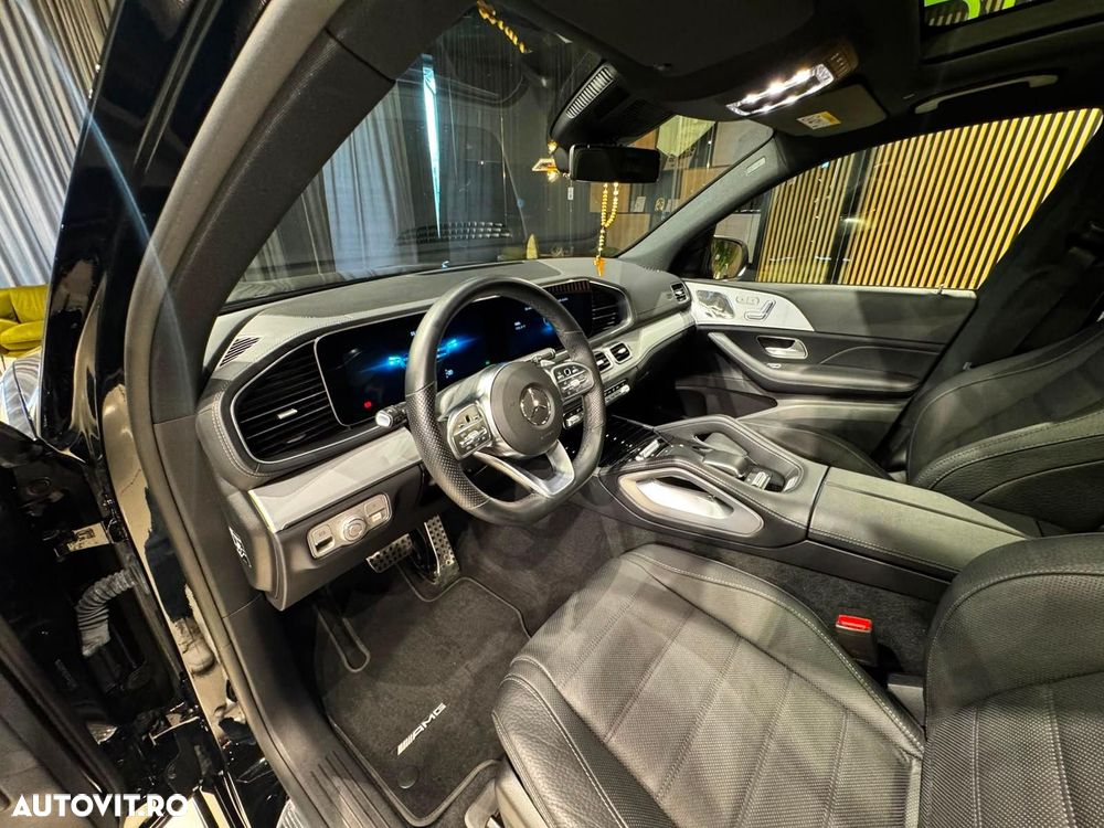 Mercedes-Benz GLS - 13