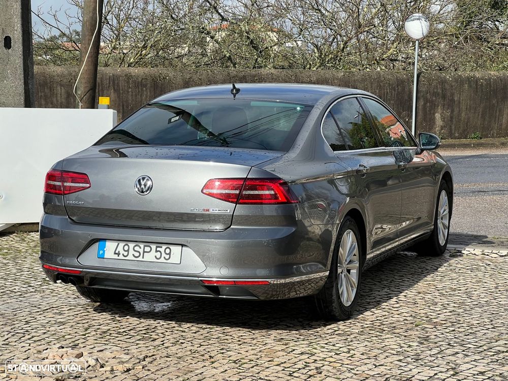 VW Passat 2.0 TDI Highline DSG - 6