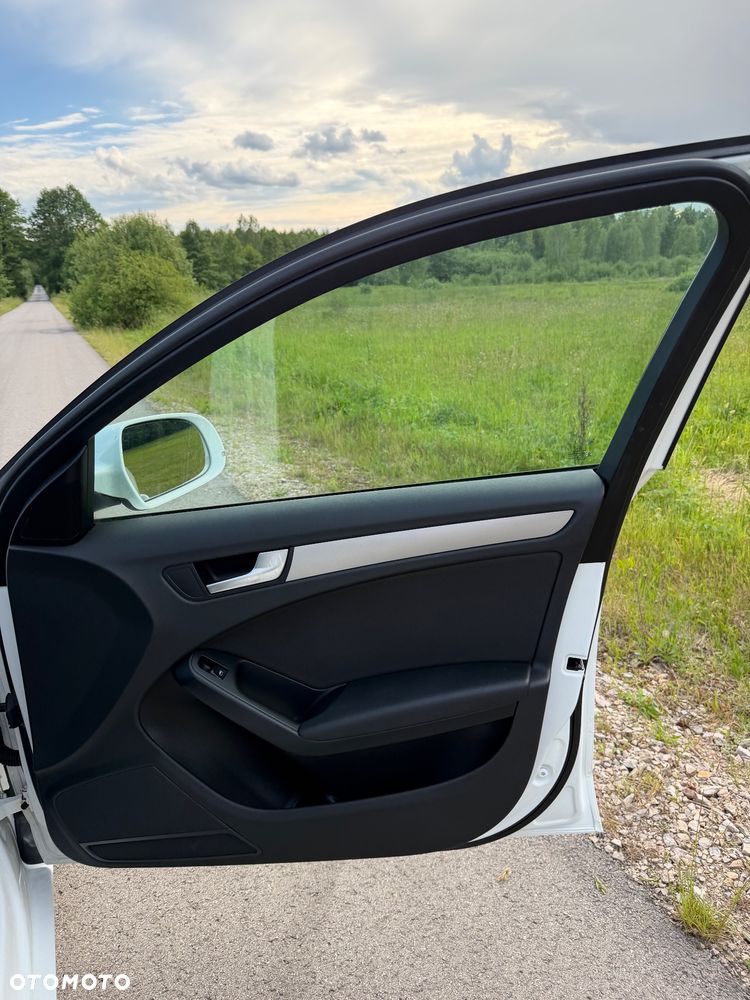 Audi A4 Limousine 1.8 TFSI Ambiente - 17