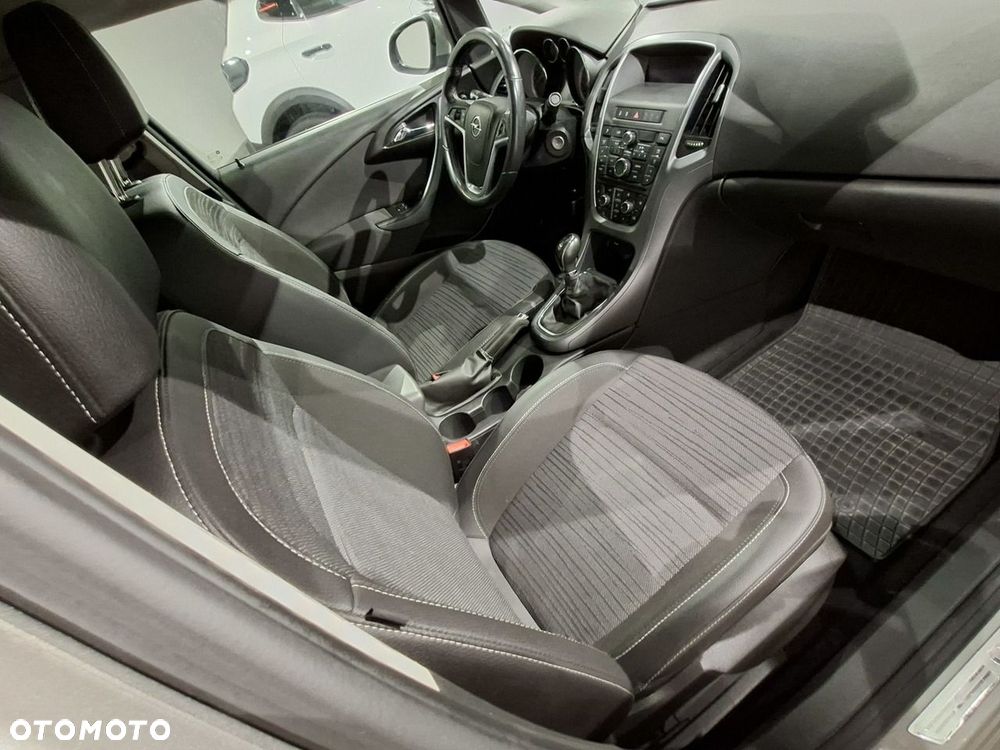 Opel Astra - 19
