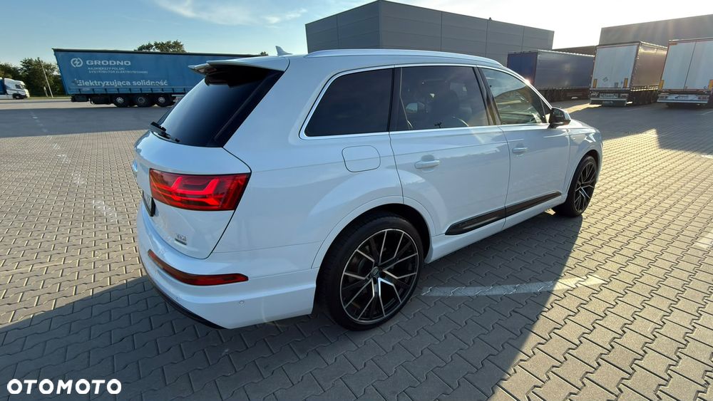 Audi Q7 - 4