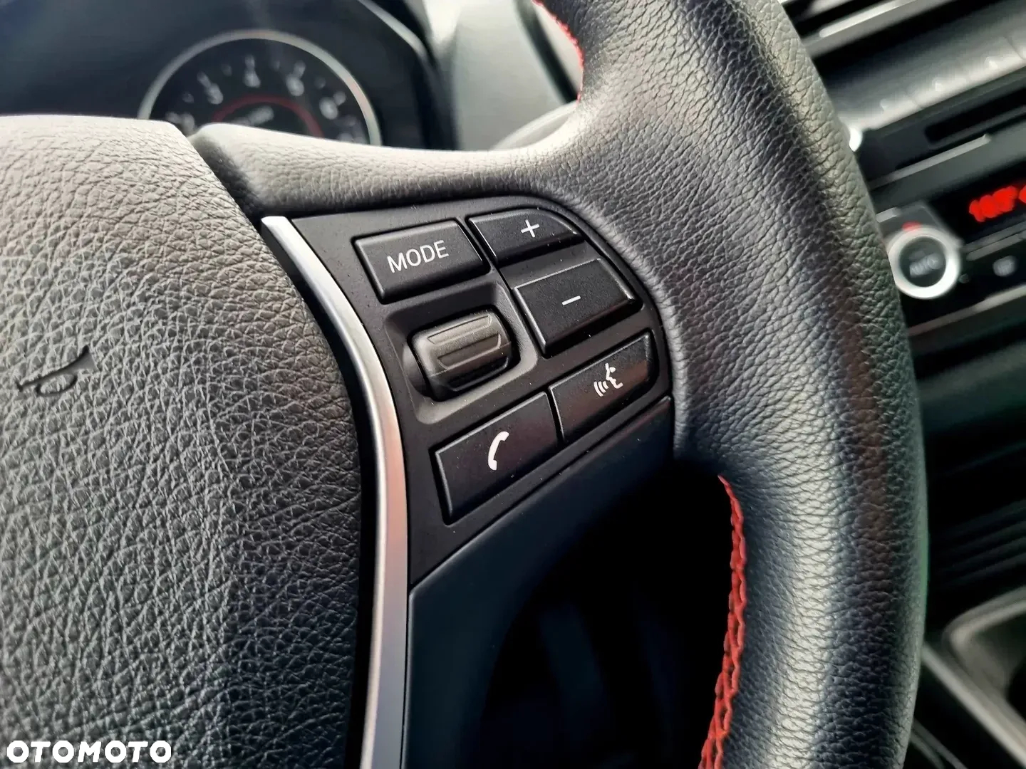 BMW Seria 1 118i Sport Line - 19