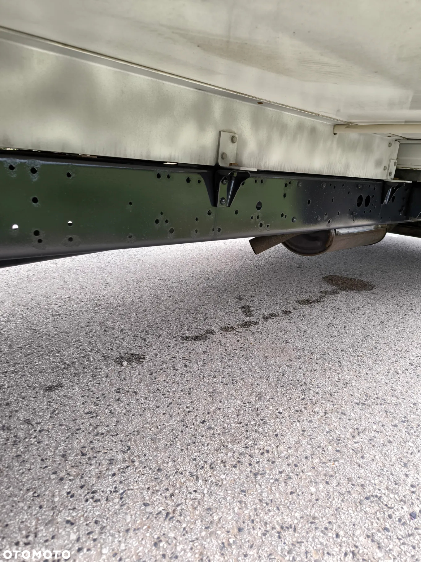 Iveco 35C17 Cena: 66500 zł netto Kontener Izoterma Klimatronic - 21