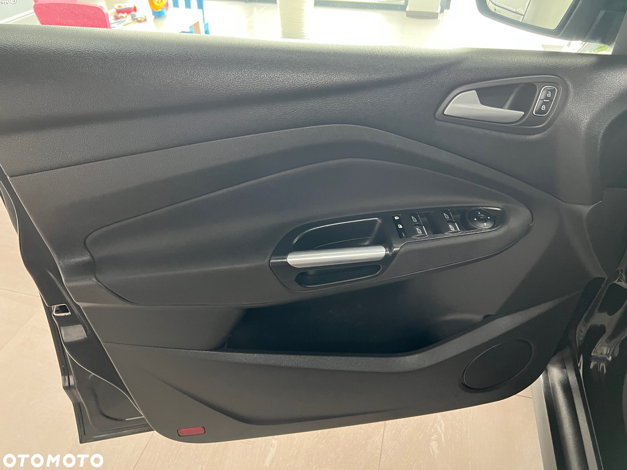 Ford Grand C-MAX - 21