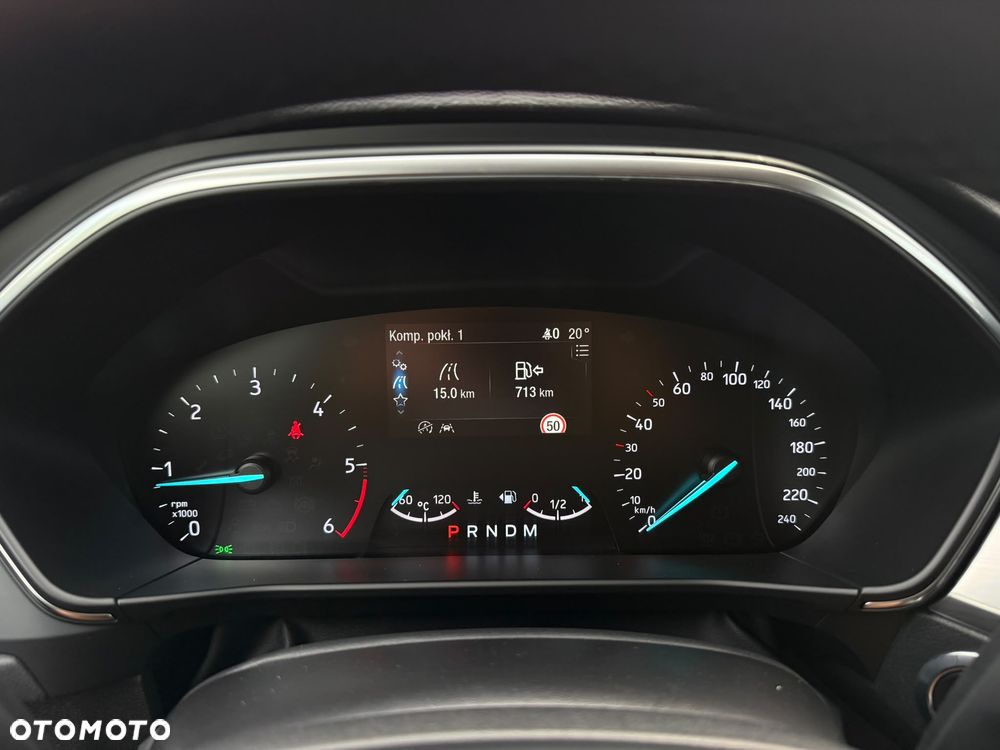 Ford Focus 2.0 EcoBlue STart-Stopp-System TITANIUM - 17