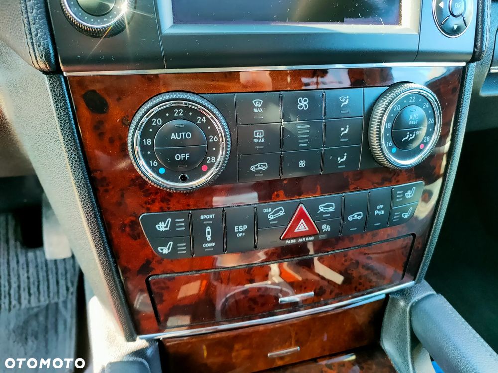 Mercedes-Benz ML - 24