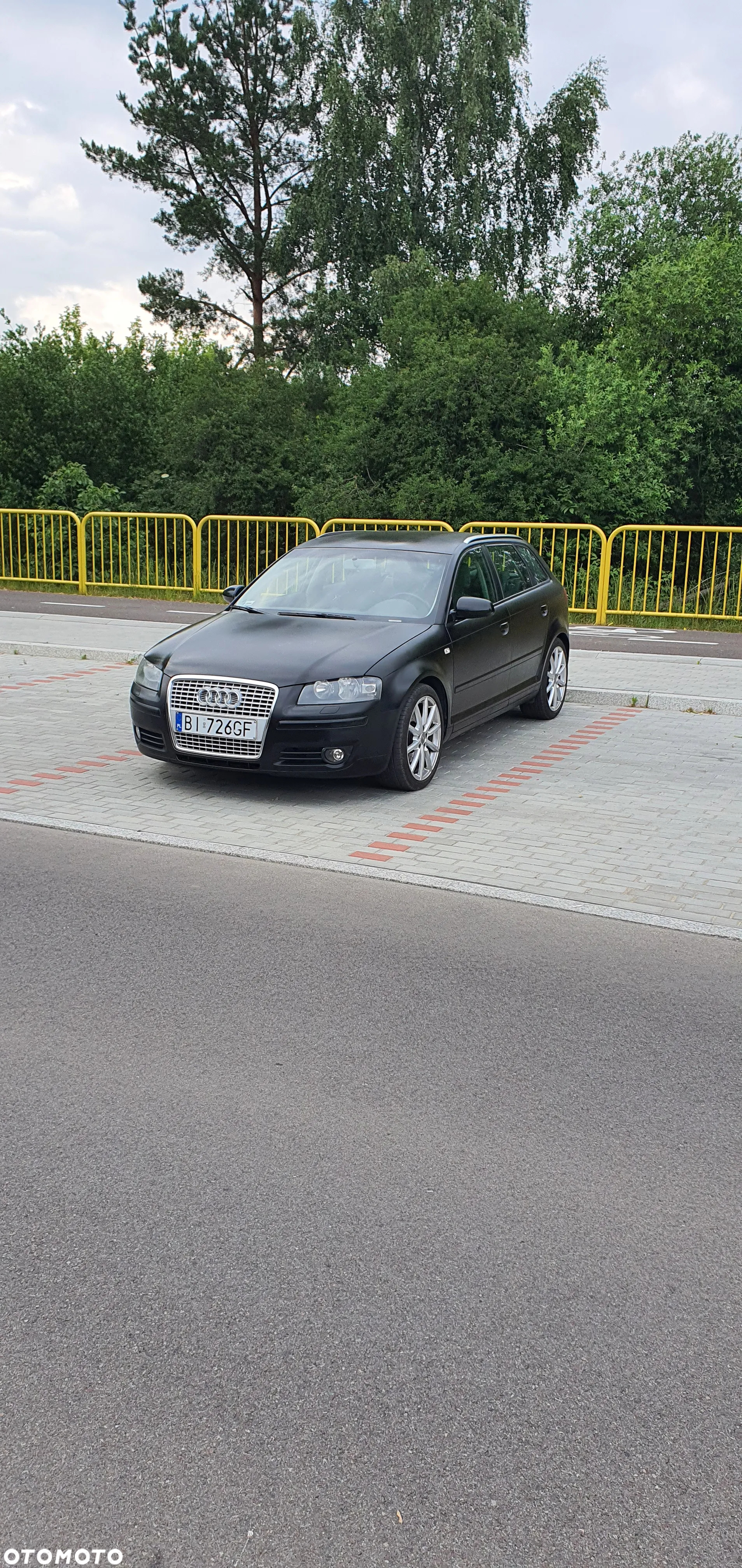 Audi A3 2.0 TFSI Sportback S tronic Ambiente - 2