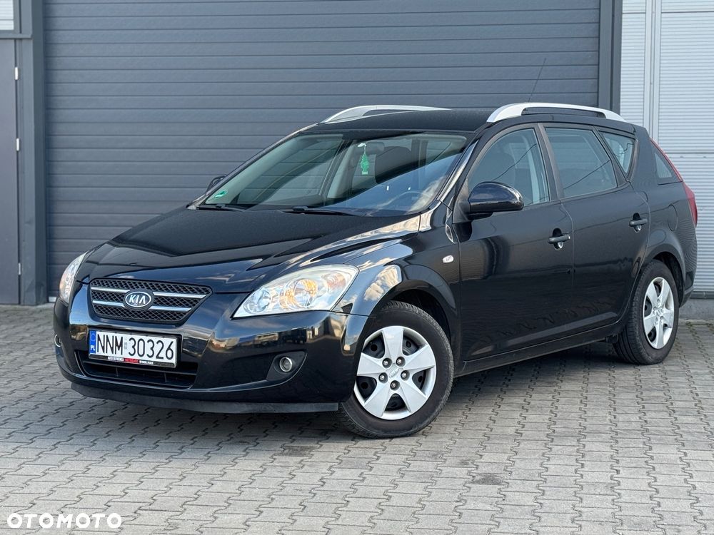 Kia Ceed - 1