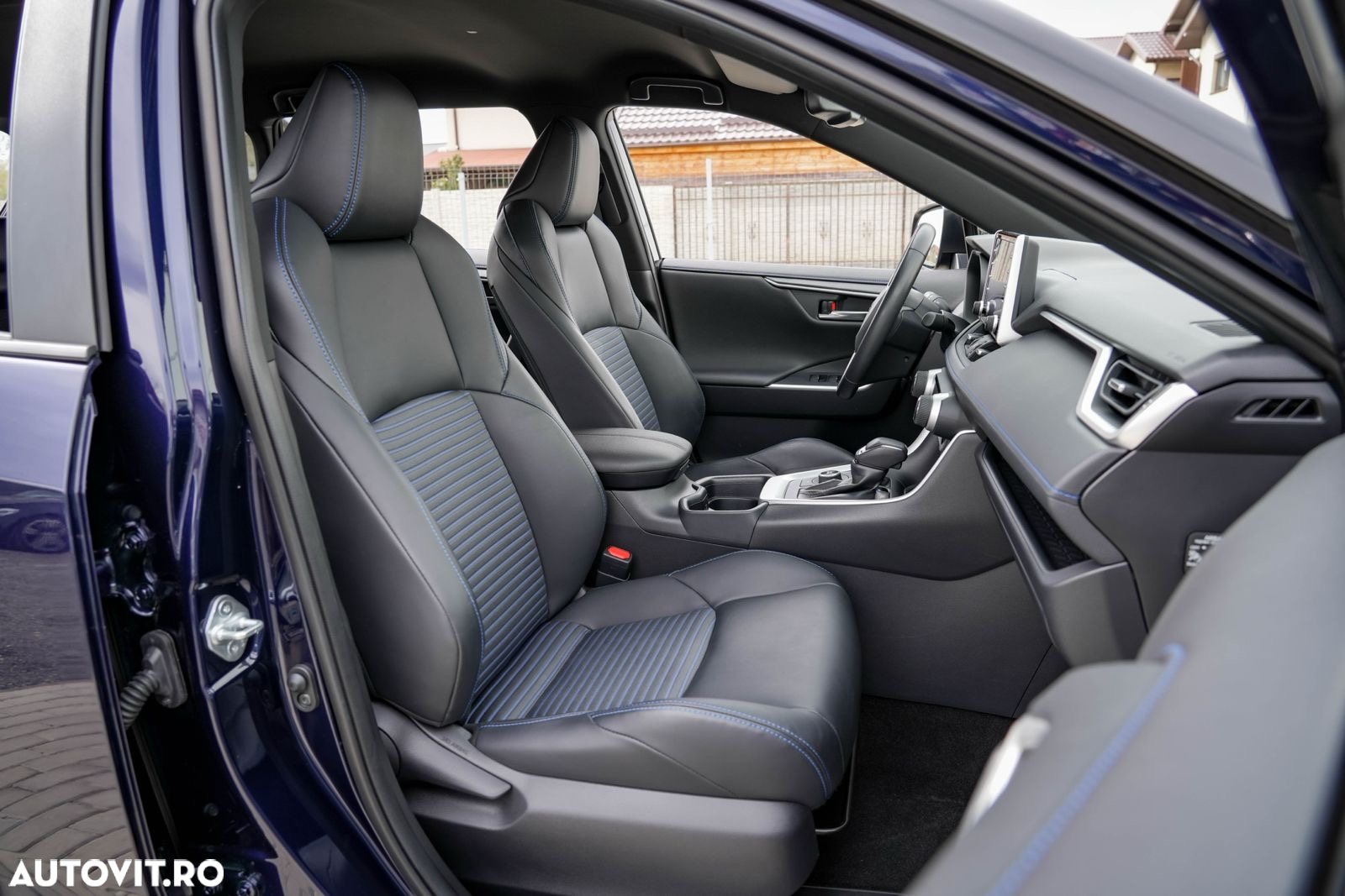 Toyota RAV4 2.5 Hybrid VVT-iE 4x4 Exclusive Bi-Tone - 14