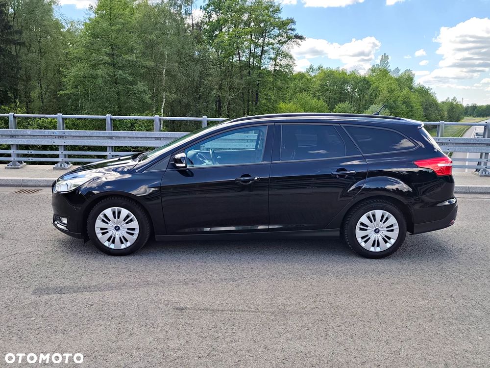 Ford Focus 1.0 EcoBoost Titanium - 11