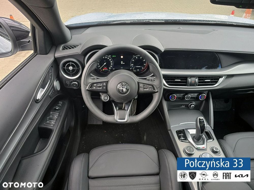 Alfa Romeo Stelvio - 18