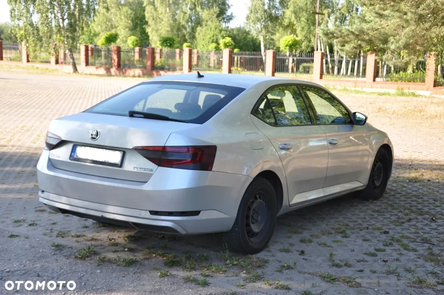 Skoda Superb - 4
