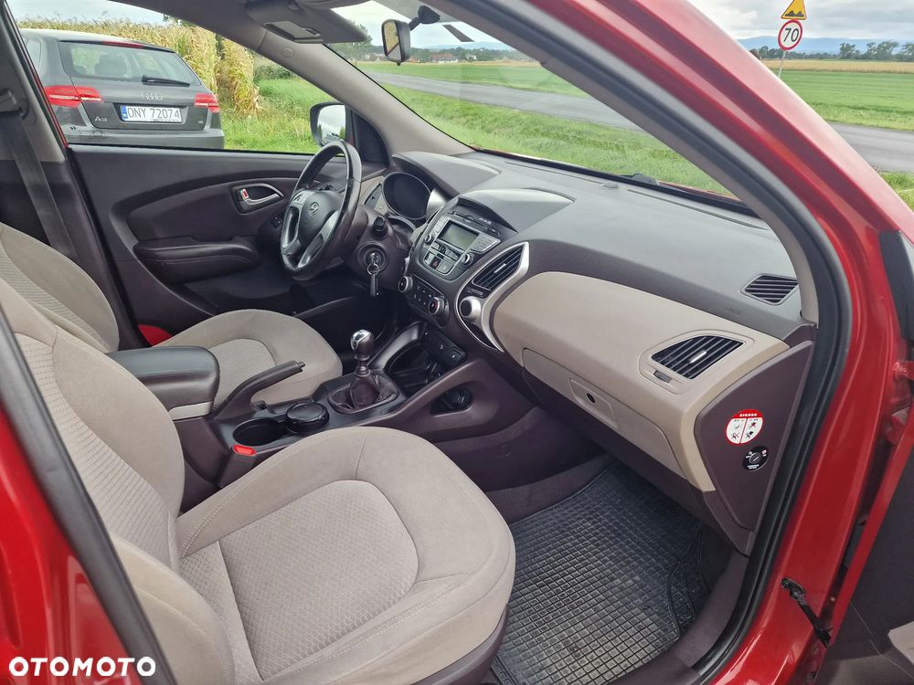 Hyundai ix35 2.0 CRDi Classic 2WD - 17