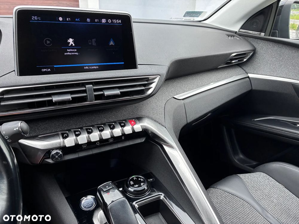 Peugeot 5008 1.6 PureTech Allure S&S EAT8 - 19
