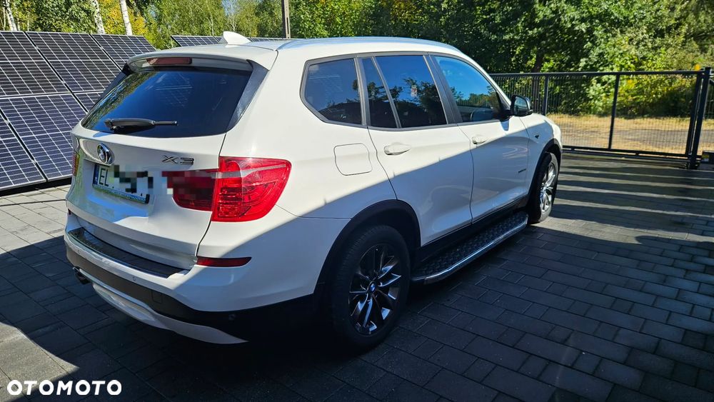 BMW X3 xDrive28i Advantage - 2