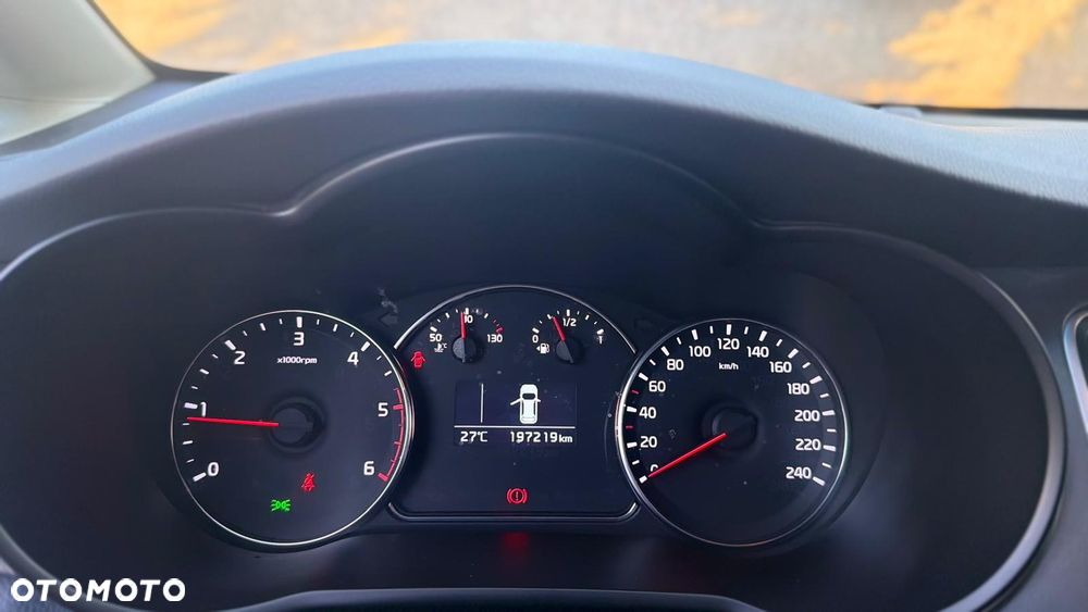 Kia Carens 1.7 CRDi XL - 34