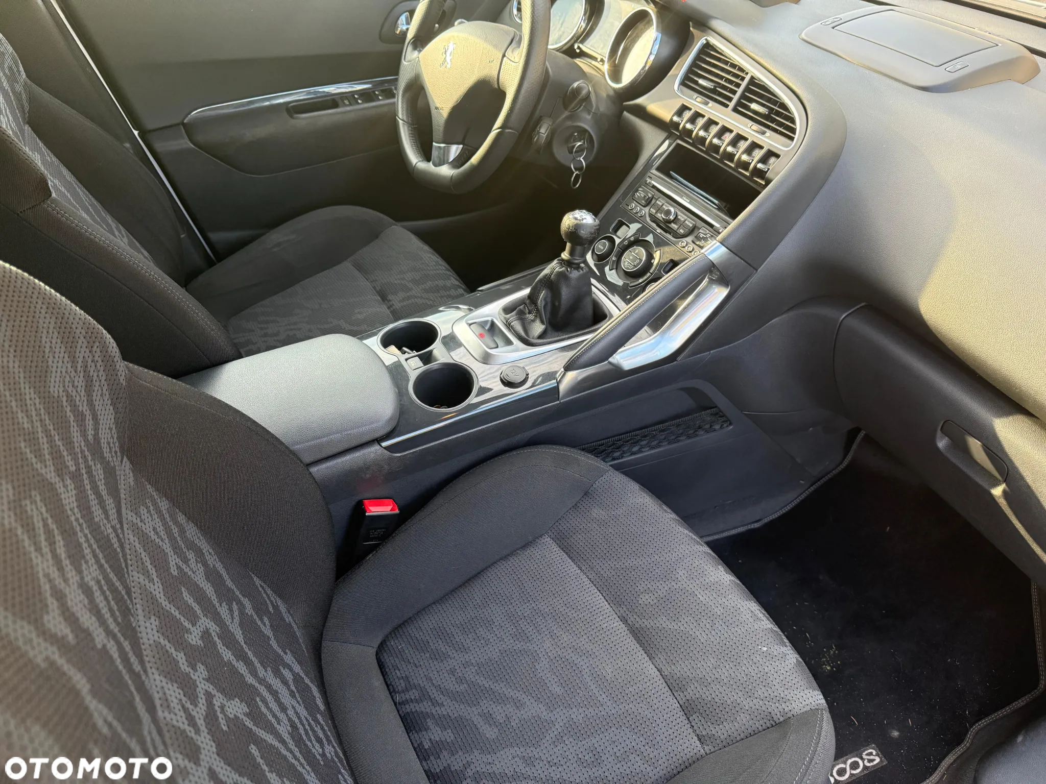 Peugeot 3008 1.6 THP Active - 10