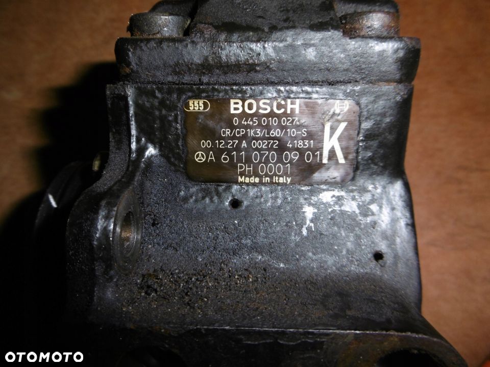 POMPA WTRYSKOWA MERCEDES 2.2 CDI 0445 010 027 - 2