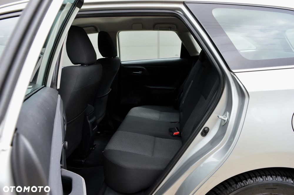 Toyota Auris 1.6 Premium Comfort - 7