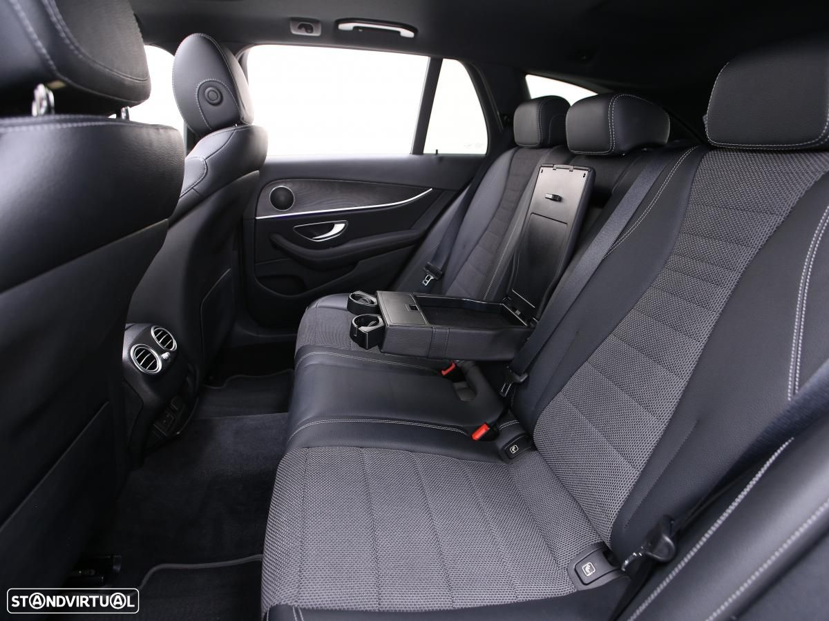 Mercedes-Benz E 300 de AMG Line 4Matic - 11