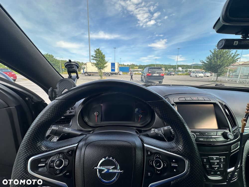 Opel Insignia CT 2.0 CDTI - 15
