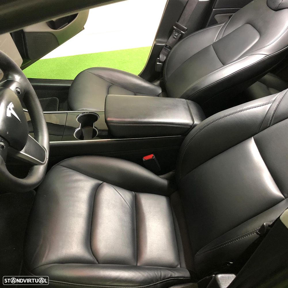 Tesla Model 3 AWD Dual Motor - 24