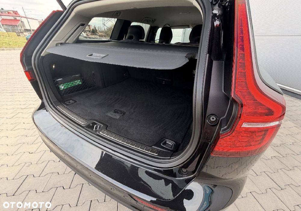 Volvo V60 D4 Momentum - 13