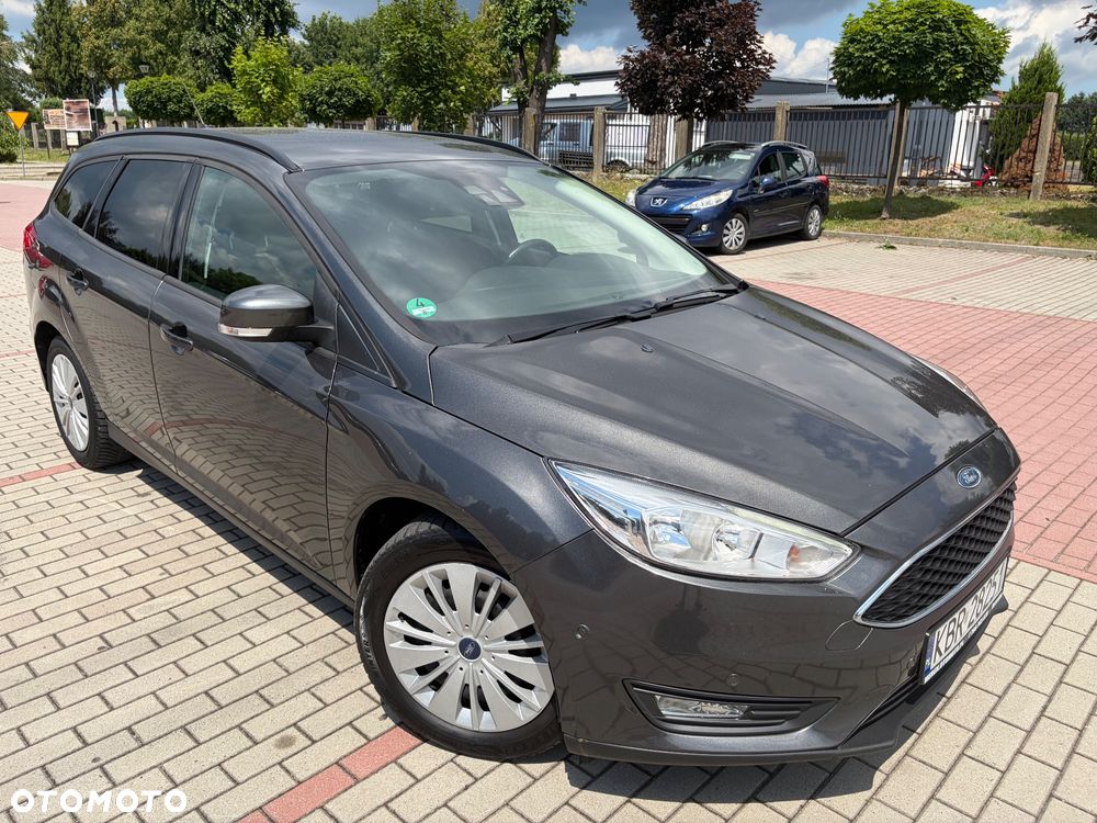 Ford Focus 1.0 EcoBoost Gold X (Trend) - 3