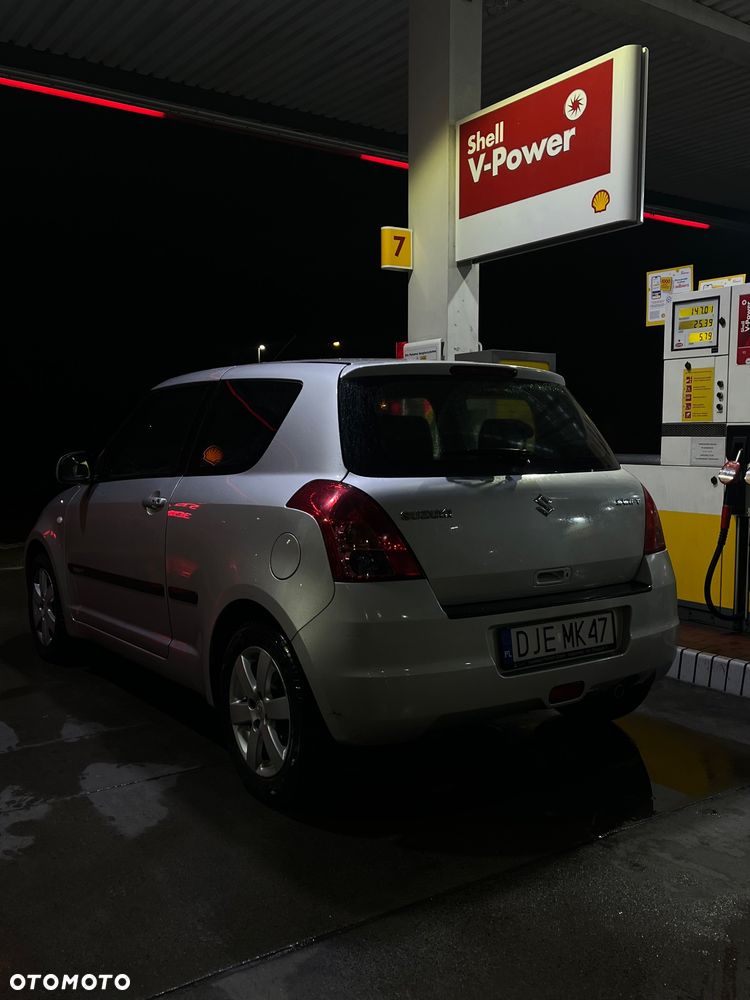 Suzuki Swift 1.3 GLX / Comfort - 4
