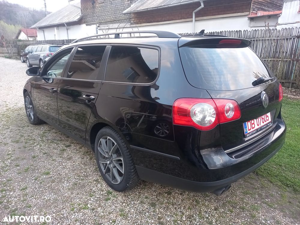 Volkswagen Passat 2.0 Blue TDI DSG SCR Trendline - 4