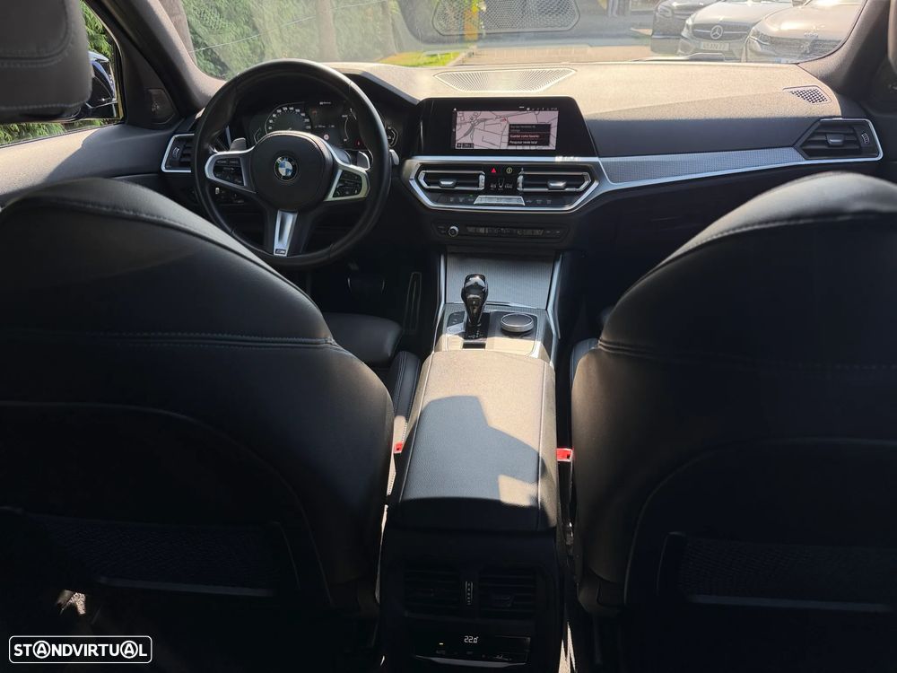 BMW 330 e Pack M Auto - 11