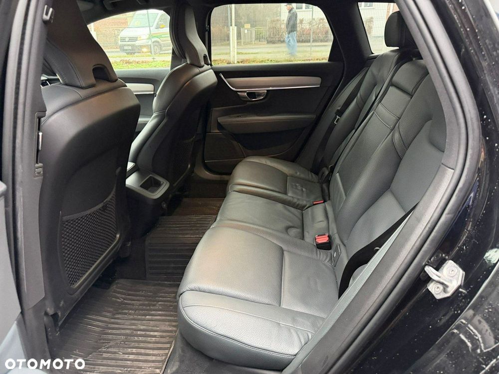 Volvo V90 - 26