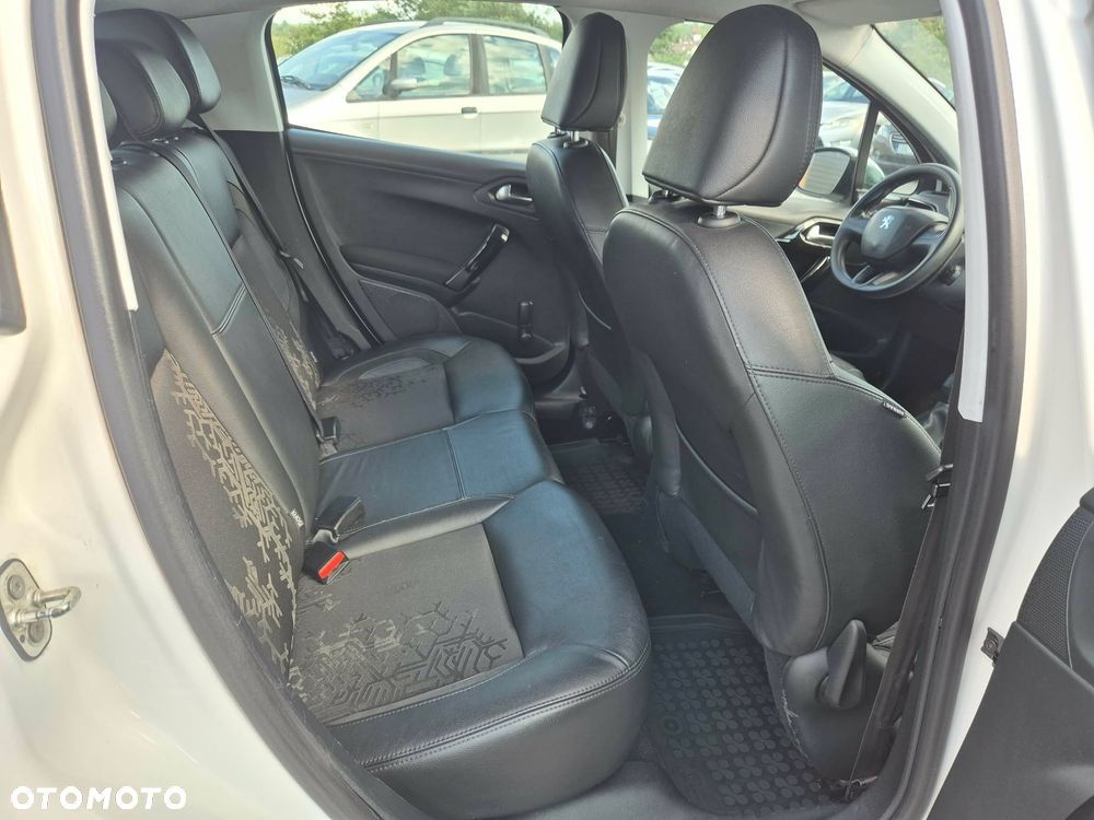 Peugeot 208 1.4 HDi Business Line - 20