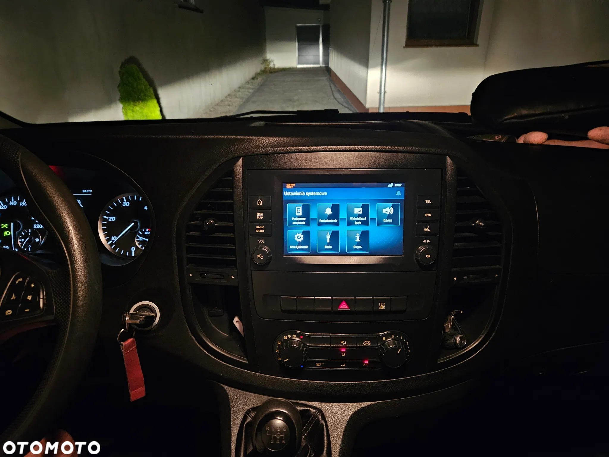 Mercedes-Benz Vito 111 CDI (BlueTEC) Tourer Extralang PRO - 13