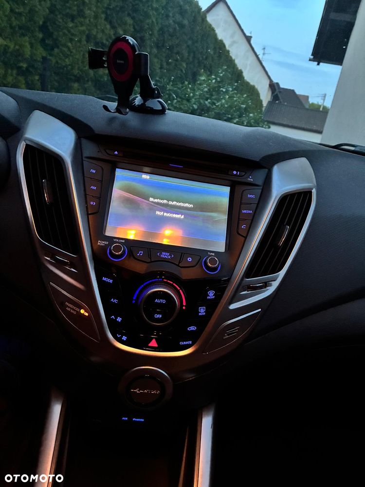Hyundai Veloster 1.6 GDI Style - 25