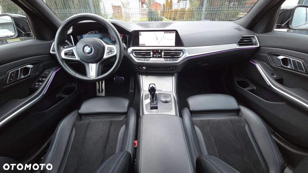 BMW Seria 3 318d M Sport Shadow - 19