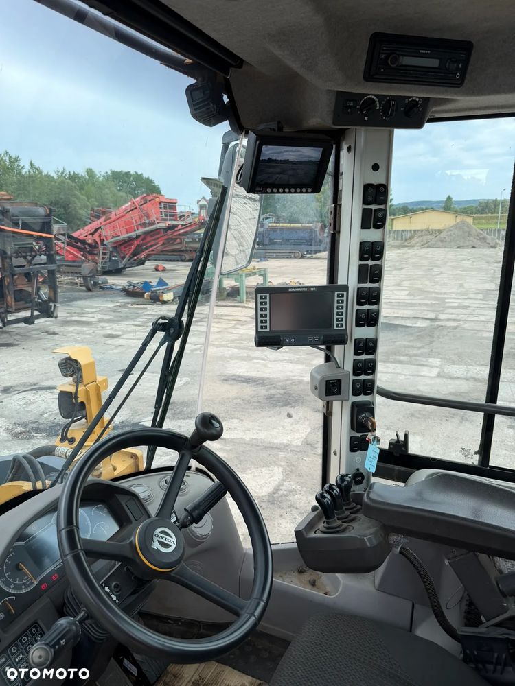 Volvo L220H - 13