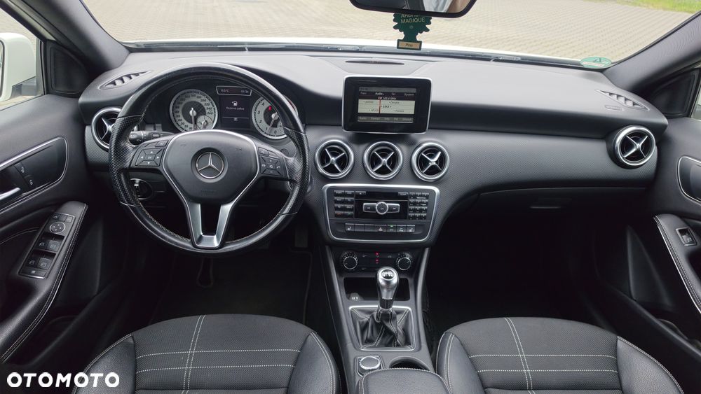 Mercedes-Benz Klasa A 180 AMG Line - 15