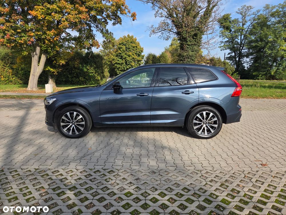 Volvo XC 60 B4 D Plus Dark - 16