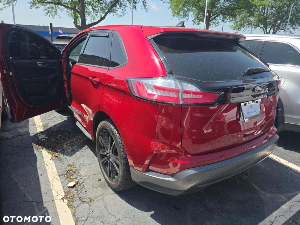 Ford Edge - 3